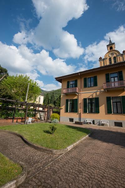 Foresteria Valdese Hotel Torre Pellice Exterior photo