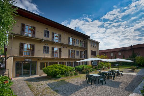 Foresteria Valdese Hotel Torre Pellice Exterior photo